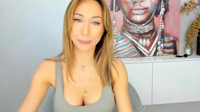 Thumbnail 2, finestchantilly's Stream at Chaturbate, 16 months ago