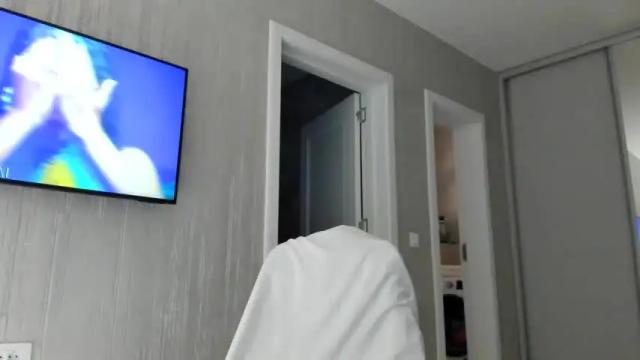 Image 3 of finestchantilly Stream on Chaturbate on 1 month ago