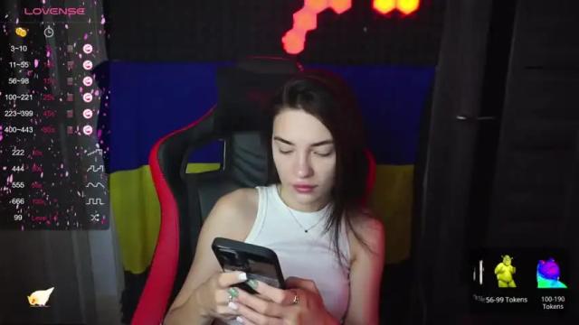 Thumbnail 1, finikk's Stream at Chaturbate, 19 months ago