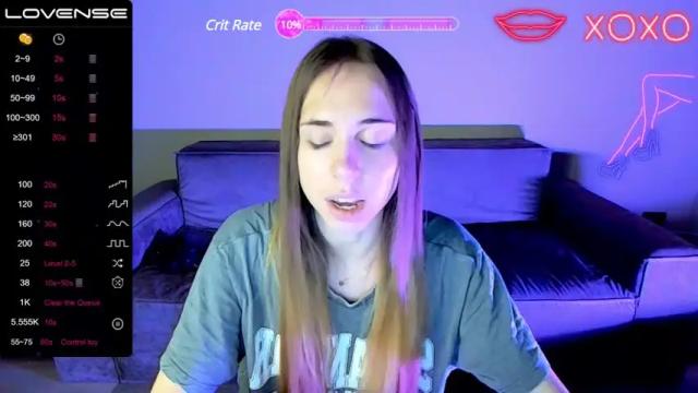 Image 10 of finitedensity Stream on Chaturbate on 16 months ago