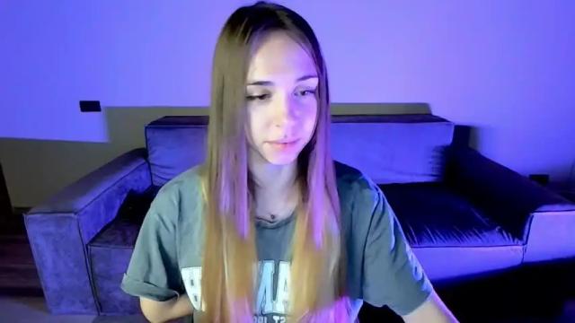 Image 3 of finitedensity Stream on Chaturbate on 16 months ago
