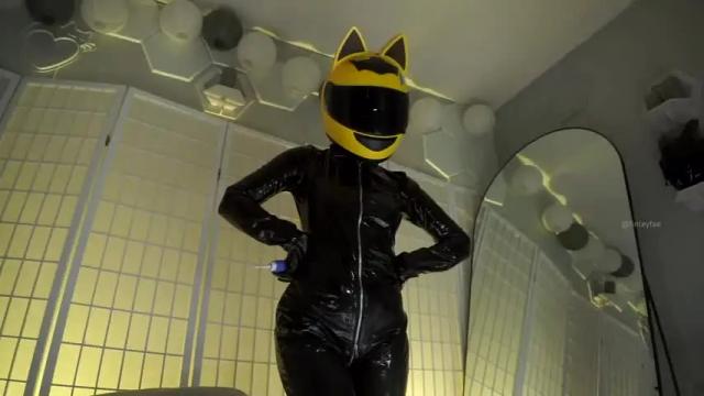 Image 12 of finleyfae Stream on Chaturbate on 1 month ago