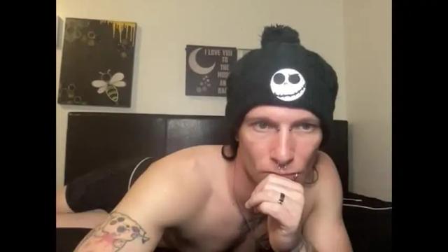 Image 3 of finnandvivian1931 Stream on Chaturbate on 10 days ago