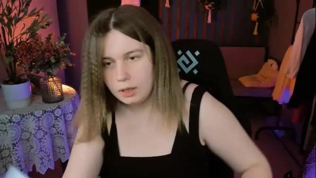 Image 4 of fioramarmoris Stream on Chaturbate on 1 month ago