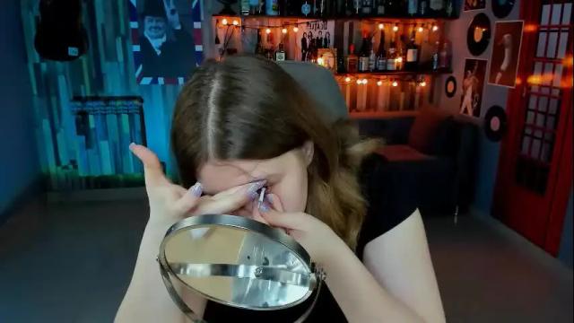 Image 12 of fioramarmoris Stream on Chaturbate on 1 month ago