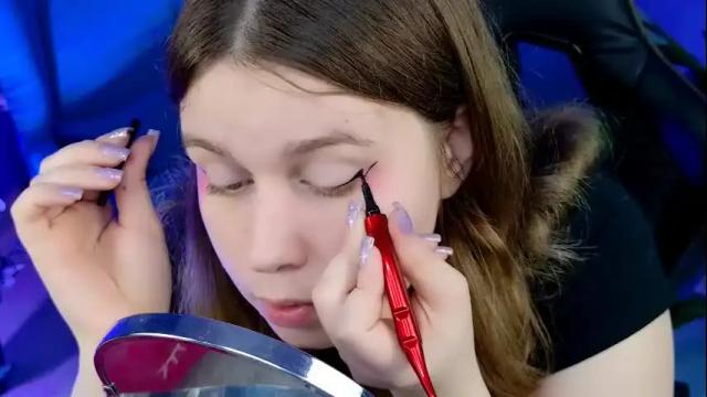 Image 11 of fioramarmoris Stream on Chaturbate on 1 month ago