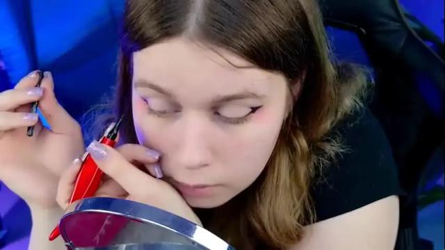 Image 12 of fioramarmoris Stream on Chaturbate on 1 month ago