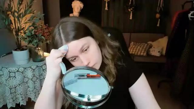 Image 2 of fioramarmoris Stream on Chaturbate on 28 days ago