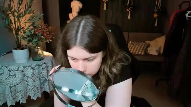Image 8 of fioramarmoris Stream on Chaturbate on 28 days ago