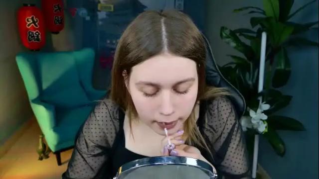 Image 4 of fioramarmoris Stream on Chaturbate on 24 days ago