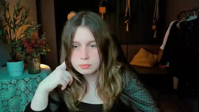 Image 6 of fioramarmoris Stream on Chaturbate on 22 days ago