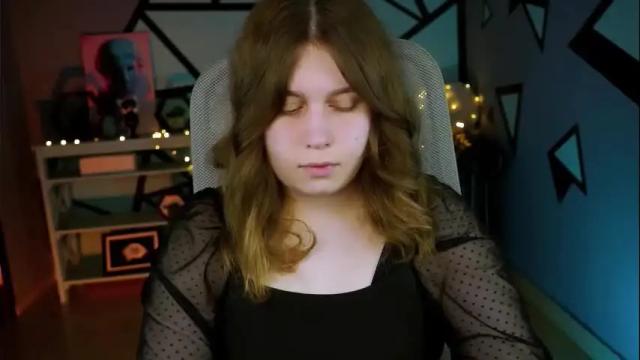 Image 7 of fioramarmoris Stream on Chaturbate on 23 days ago