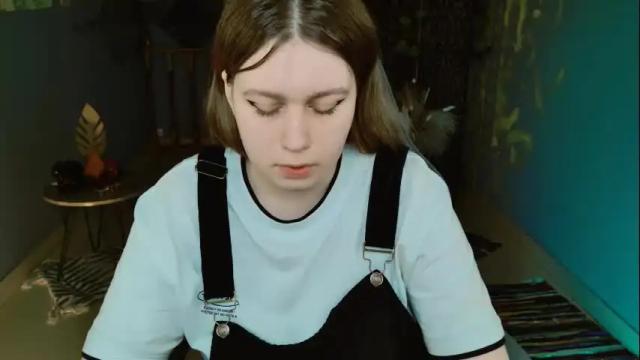 Image 8 of fioramarmoris Stream on Chaturbate on 11 days ago