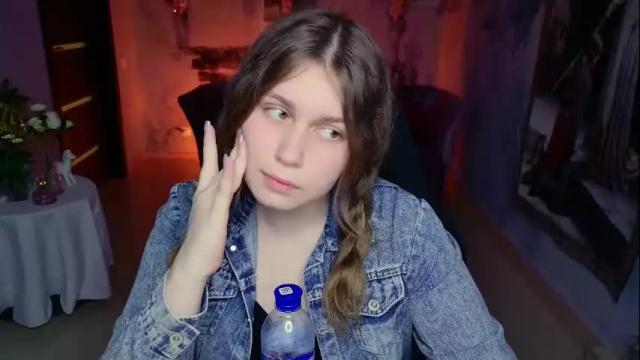 Image 6 of fioramarmoris Stream on Chaturbate on 7 days ago
