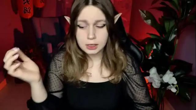 Image 11 of fioramarmoris Stream on Chaturbate on 1 month ago