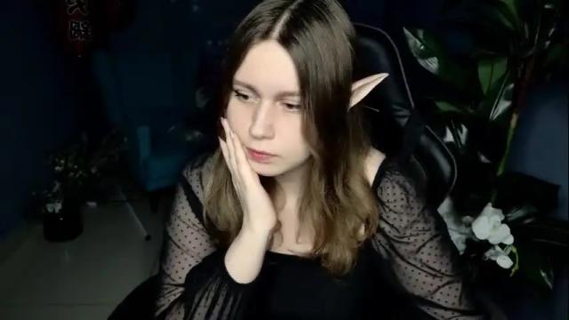 Image 8 of fioramarmoris Stream on Chaturbate on 1 month ago
