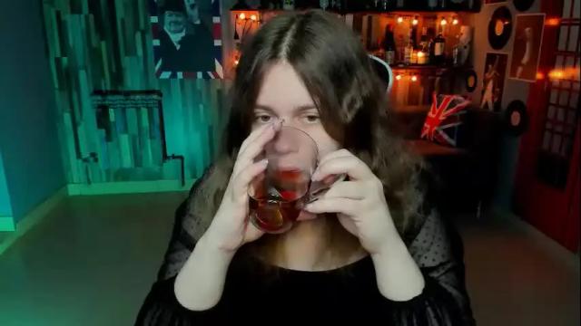 Image 4 of fioramarmoris Stream on Chaturbate on 1 month ago