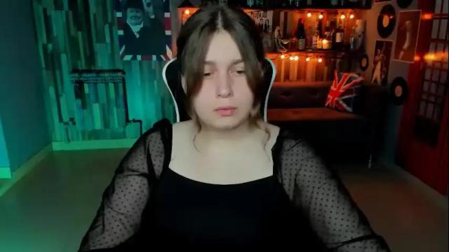 Image 7 of fioramarmoris Stream on Chaturbate on 1 month ago