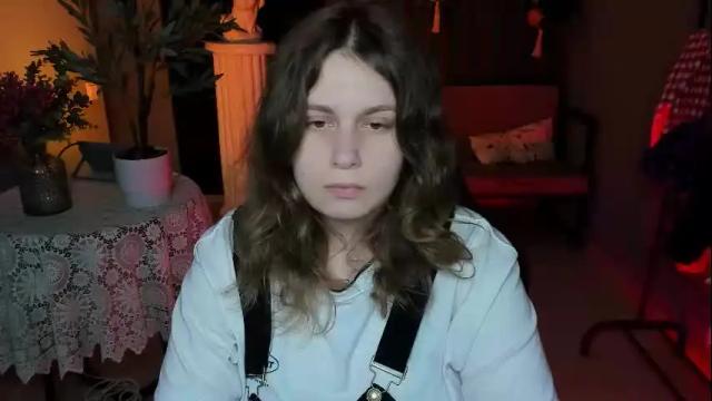 Image 7 of fioramarmoris Stream on Chaturbate on 1 month ago