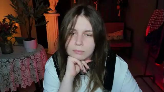 Image 8 of fioramarmoris Stream on Chaturbate on 1 month ago