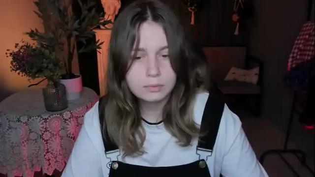 Image 10 of fioramarmoris Stream on Chaturbate on 1 month ago