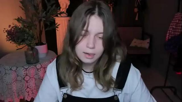 Image 11 of fioramarmoris Stream on Chaturbate on 1 month ago