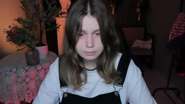 Image 7 of fioramarmoris Stream on Chaturbate on 1 month ago