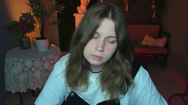 Image 2 of fioramarmoris Stream on Chaturbate on 1 month ago