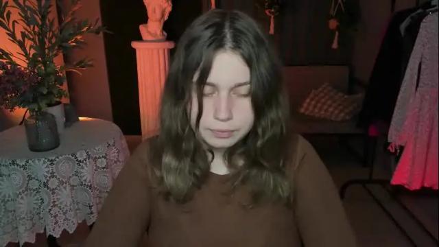 Image 12 of fioramarmoris Stream on Chaturbate on 1 month ago