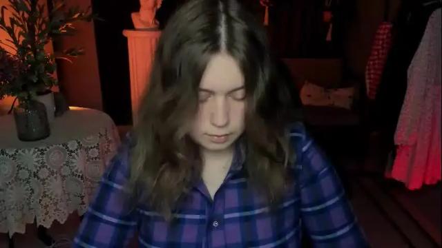 Image 12 of fioramarmoris Stream on Chaturbate on 1 month ago