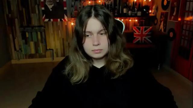 Image 10 of fioramarmoris Stream on Chaturbate on 1 month ago