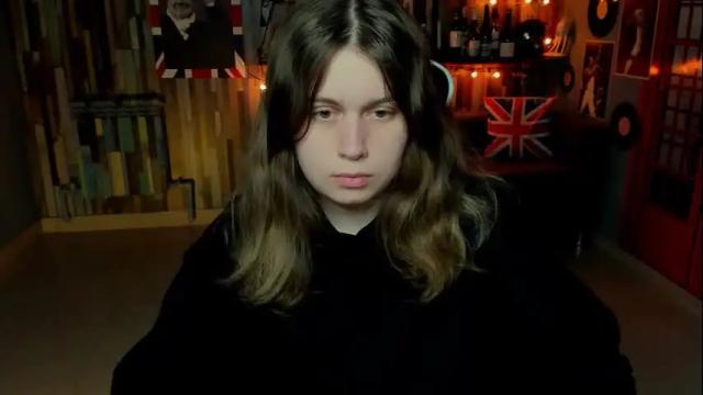 Image 2 of fioramarmoris Stream on Chaturbate on 1 month ago