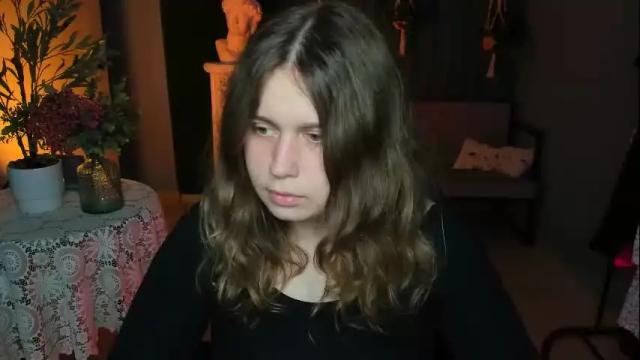 Image 10 of fioramarmoris Stream on Chaturbate on 29 days ago