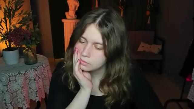 Image 6 of fioramarmoris Stream on Chaturbate on 29 days ago
