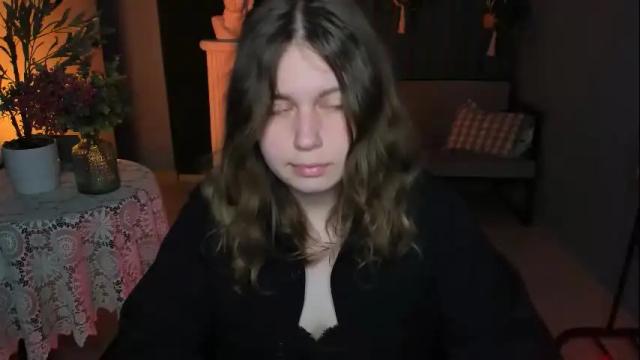 Image 4 of fioramarmoris Stream on Chaturbate on 28 days ago