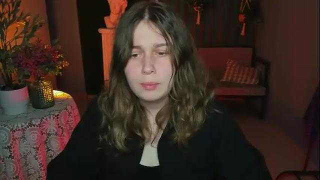 Image 7 of fioramarmoris Stream on Chaturbate on 26 days ago