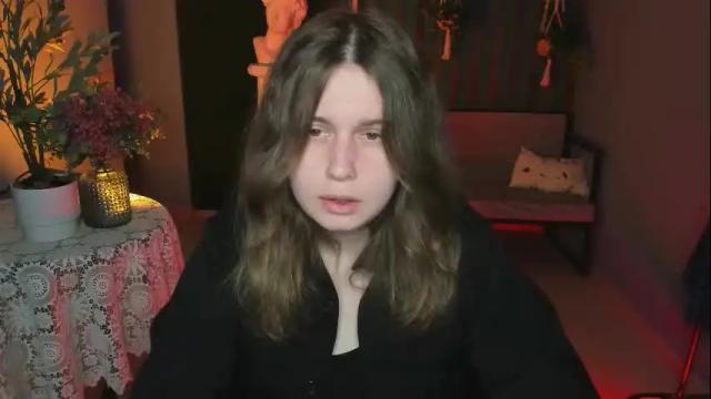 Image 10 of fioramarmoris Stream on Chaturbate on 23 days ago