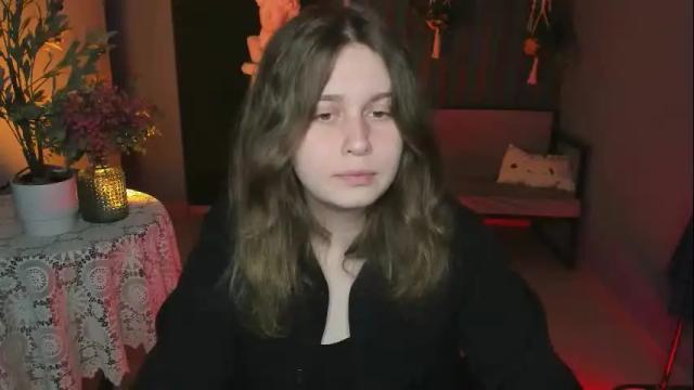 Image 11 of fioramarmoris Stream on Chaturbate on 23 days ago