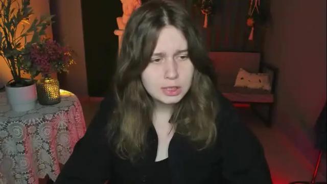 Image 2 of fioramarmoris Stream on Chaturbate on 23 days ago