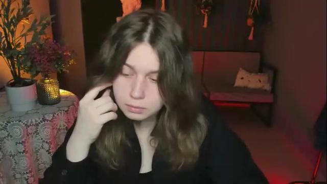 Image 7 of fioramarmoris Stream on Chaturbate on 23 days ago