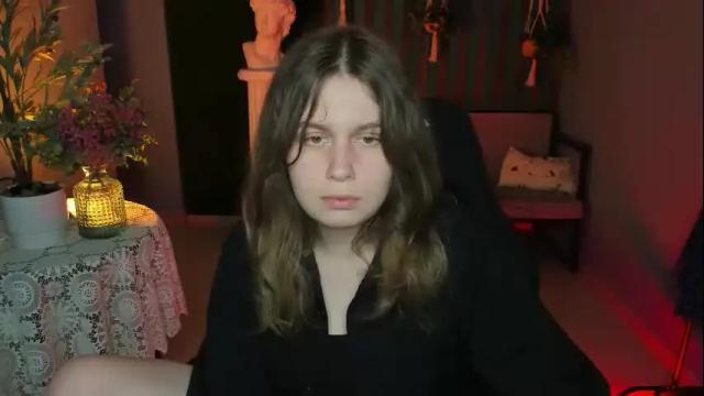 Image 4 of fioramarmoris Stream on Chaturbate on 22 days ago