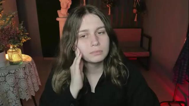 Image 3 of fioramarmoris Stream on Chaturbate on 21 days ago