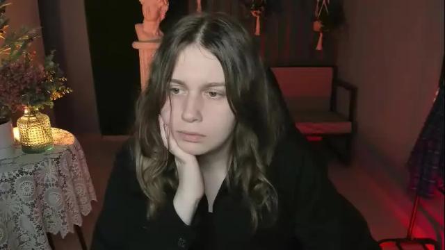 Image 4 of fioramarmoris Stream on Chaturbate on 21 days ago