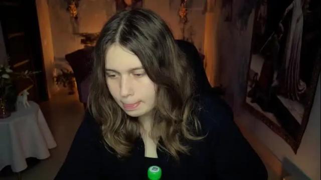 Image 11 of fioramarmoris Stream on Chaturbate on 20 days ago