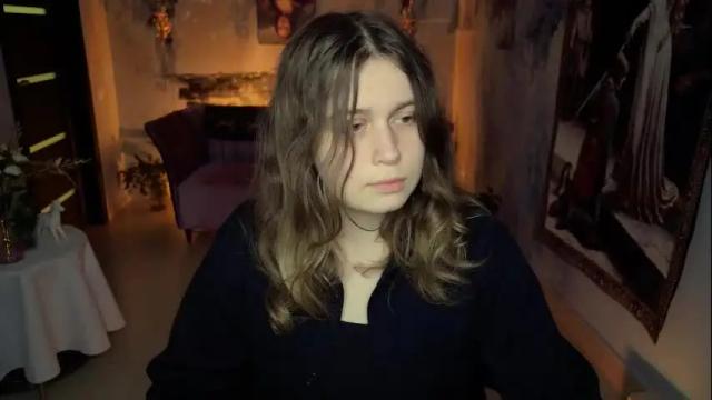 Image 2 of fioramarmoris Stream on Chaturbate on 20 days ago