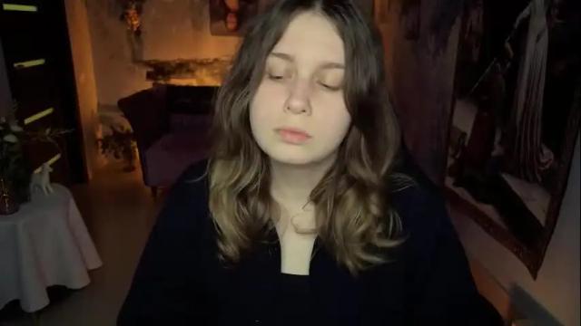 Image 6 of fioramarmoris Stream on Chaturbate on 20 days ago