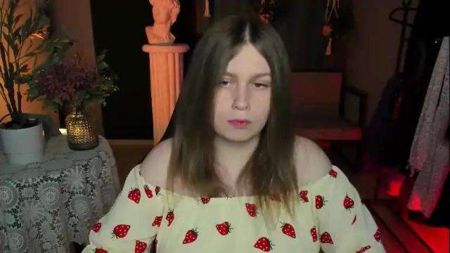 Image 8 of fioramarmoris Stream on Chaturbate on 15 days ago