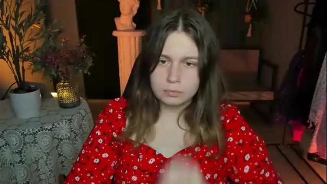 Image 7 of fioramarmoris Stream on Chaturbate on 12 days ago