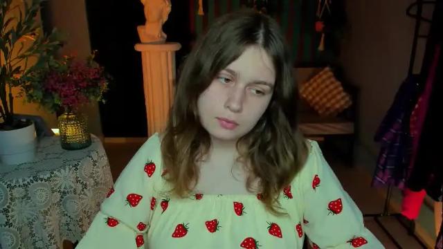Image 4 of fioramarmoris Stream on Chaturbate on 9 days ago