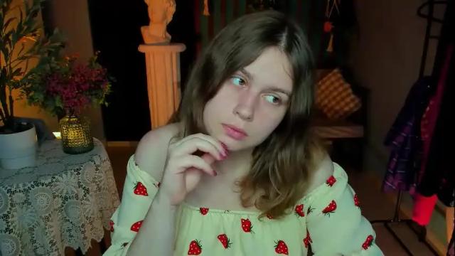 Image 8 of fioramarmoris Stream on Chaturbate on 9 days ago